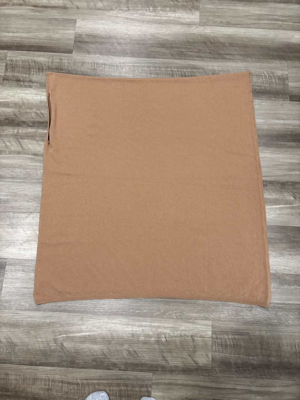 MaisonCashmere 100% Cashmere Cape Wrap – Tan / Camel – Made in Ital